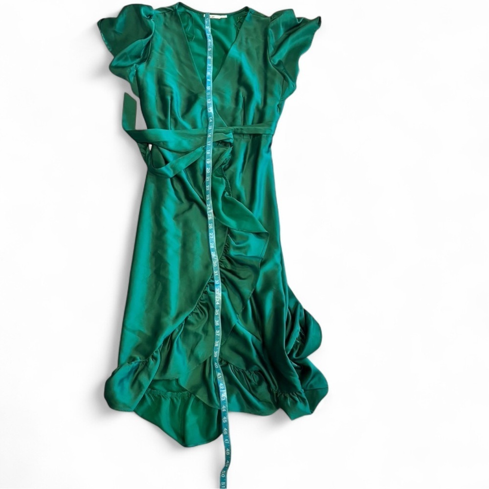 Mi Ami Francesca’s Green Satin Wrap Midi Dress Flutter Sleeve Ruffle Hem Size M - Picture 11 of 13